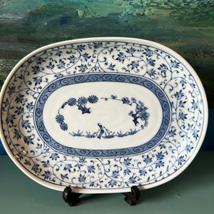# Vintage Japanese 9.5 Oval Platter